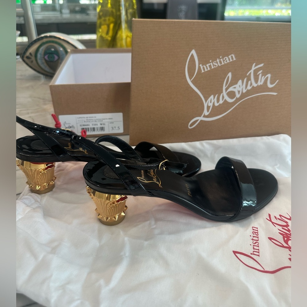 Christian Louboutin Black and Gold Heels. Lipsita Queen 55 size 37.5